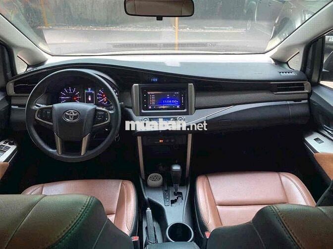 Toyota Innova 2017 2.0G - 7c tự động HÃNG BH 1 năm