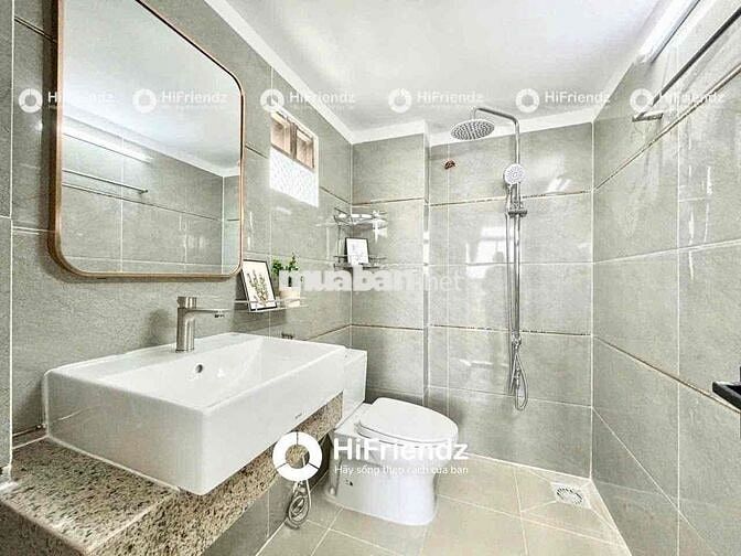 CĂN HỘ DỊCH VỤ CỬA SỔ TRỞI BAN CÔNG RIÊNG FULL NỘI THẤT