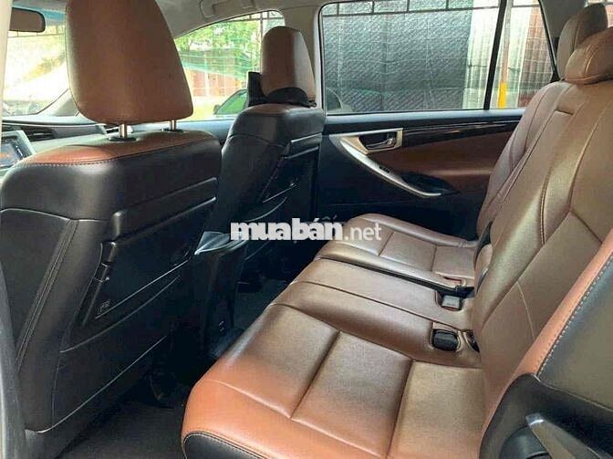 Toyota Innova 2017 2.0G - 7c tự động HÃNG BH 1 năm