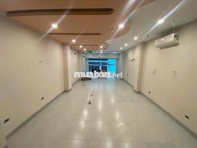 Cho thuê Mbkd Cửa Hàng Xuân Diệu 2 phút tới Hồ Tây