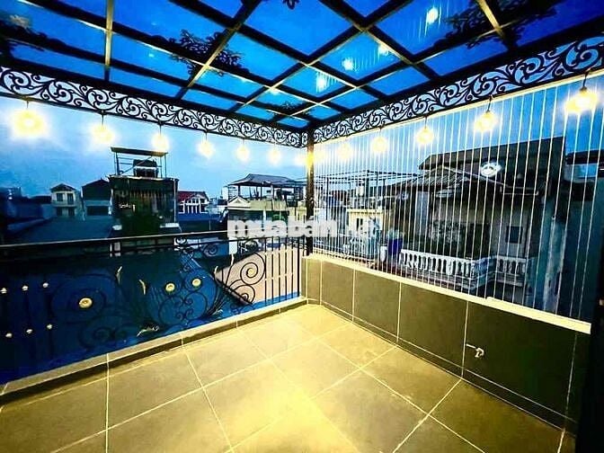 Cực phẩm Hoàng Mai , 5 tầng - nhỉnh 6 tỷ    - Nhà nằm ở vị trí đẹp , g