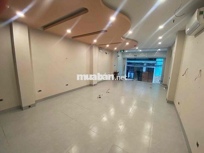 Cho thuê Mbkd Cửa Hàng Xuân Diệu 2 phút tới Hồ Tây