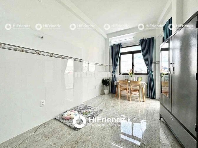 CĂN HỘ DỊCH VỤ CỬA SỔ TRỞI BAN CÔNG RIÊNG FULL NỘI THẤT