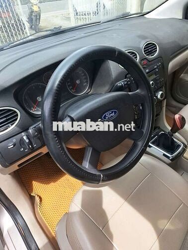 Fordcus 2006 MT