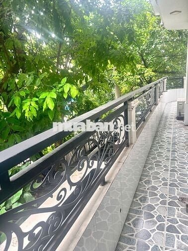 Cho thuê nhà 100m2, trệt, nội thất cao cấp, P. Tây Thạnh, Q. Tân Phú