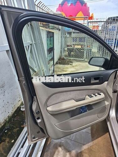 Fordcus 2006 MT