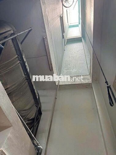 Cho Thuê Nhà Đường Lê Niệm, Tân Phú ( 2 lầu, 4PN, 3WC - KD Tự Do )