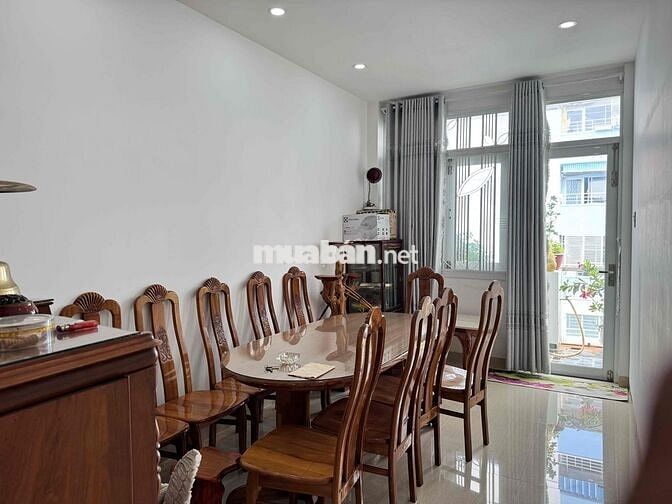 CHÍNH CHỦ BÁN GẤP NHÀ PHỐ LIÊN KẾ CÒN RẤT MỚI