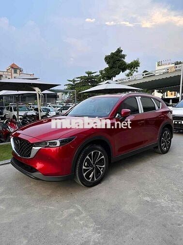 CX5 2023 Premium 2.0 AT - 8000 km