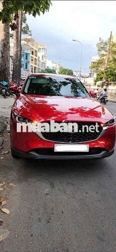 CX5 2023 Premium 2.0 AT - 8000 km