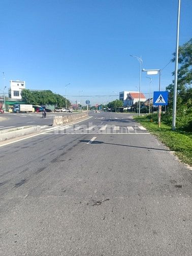 Chính chủ cho thuê nhà 3 tầng, 10 triệu, 3 ngủ,1 khách, 2 VS, nhà đẹp 