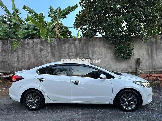 Kia Cerato 2016 1.6 MT - Đẹp Cực Phẩm 286Tr