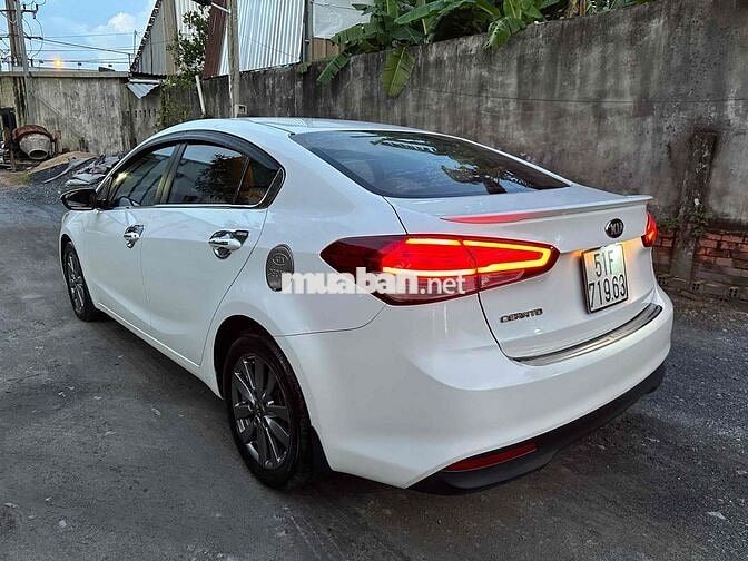 Kia Cerato 2016 1.6 MT - Đẹp Cực Phẩm 286Tr
