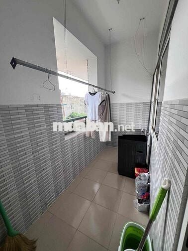 Tìm người ở ghép phòng trong chung cư 312 Lạc Long Quân