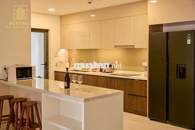 Brilliant , 160m2 , 3pn-1kho-3wc ,full nội thất cao cấp giá 28tr/tháng