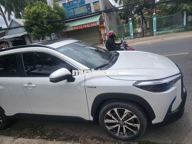 Xe 2023 1.8HV - 15000 km