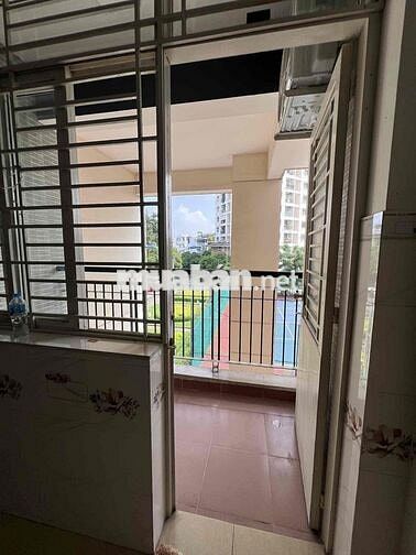 Tìm người ở ghép phòng trong chung cư 312 Lạc Long Quân