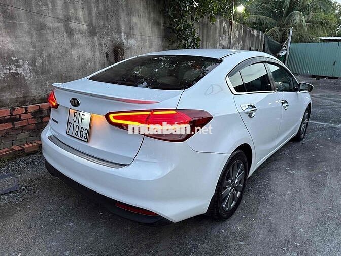 Kia Cerato 2016 1.6 MT - Đẹp Cực Phẩm 286Tr