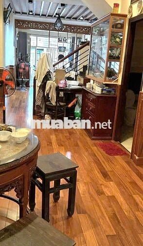 NHÀ 2 LẦU - MẶT TIỀN ĐƯỜNG LÊ LAI
