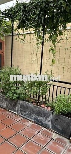 NHÀ 2 LẦU - MẶT TIỀN ĐƯỜNG LÊ LAI