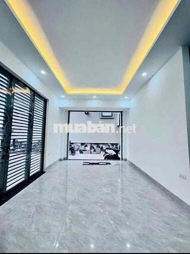 chính chủ tôi cần bán nhà 6 Tầng Gần Đường Văn Tiến Dũng - Oto wua nhà