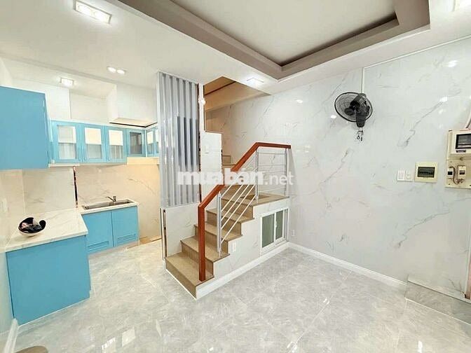 44.26 Sư Vạn Hạnh 
,P9 ,Q,5 _Diện tích 20 (4 x 5 )