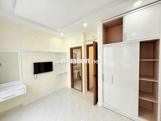 44.26 Sư Vạn Hạnh 
,P9 ,Q,5 _Diện tích 20 (4 x 5 )