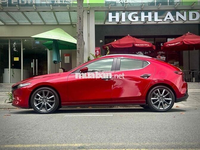 Mazda 3 Sport Premium Sx 10/2023 Odo 19.000 Km