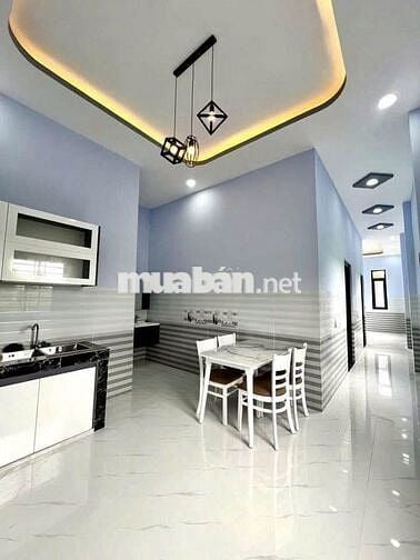 Ngộp bank bán gấp căn nhà ở xã Củ Chi, DT 94m2, Giá 980 triệu.SHR