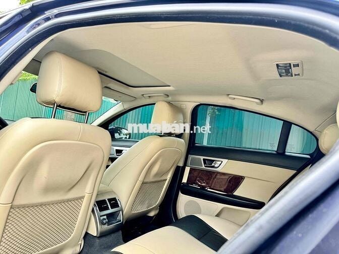 Jaguar XF 2014 2.0AT Fremium Fulloption Xuất Mỹ