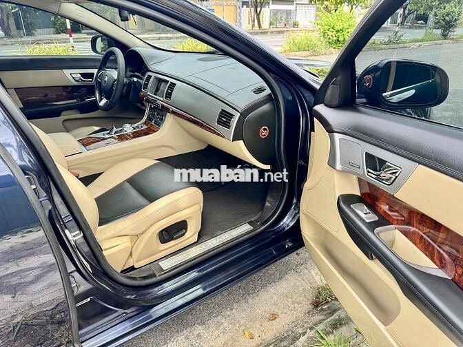 Jaguar XF 2014 2.0AT Fremium Fulloption Xuất Mỹ