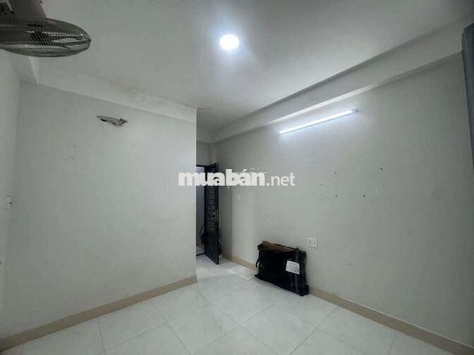 NHÀ ĐANG CHO THUÊ 16TR/ THÁNG NẰM NGAY TRUNG TÂM Q5 - 5,68TỶ/5,4MX12M