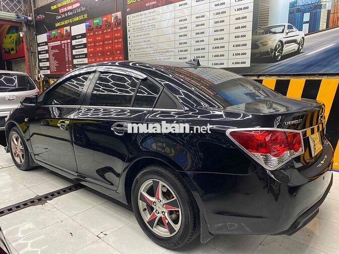Chevrolet Cruze ( STD) 1.8 AT, xe gia đình chạy kĩ