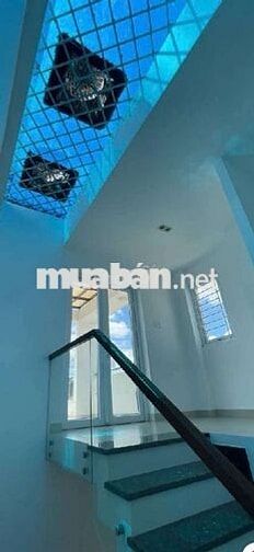 NHÀ 4TẦNG - NGUYỄN VĂN ĐỪNG - 55M2 - NGANG 4M - CHỈ 11TỶ.