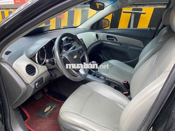 Chevrolet Cruze ( STD) 1.8 AT, xe gia đình chạy kĩ