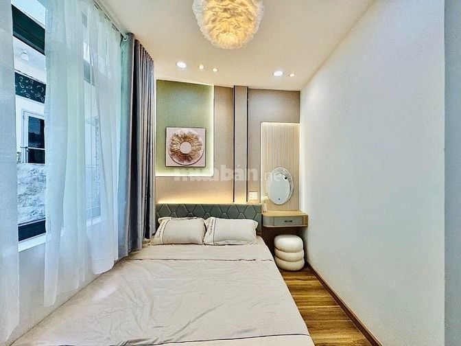 Hàng siêu hiếm khu sân bay DT 69m2, giá 3,3 tỷ Yên Thế, Tân Bình