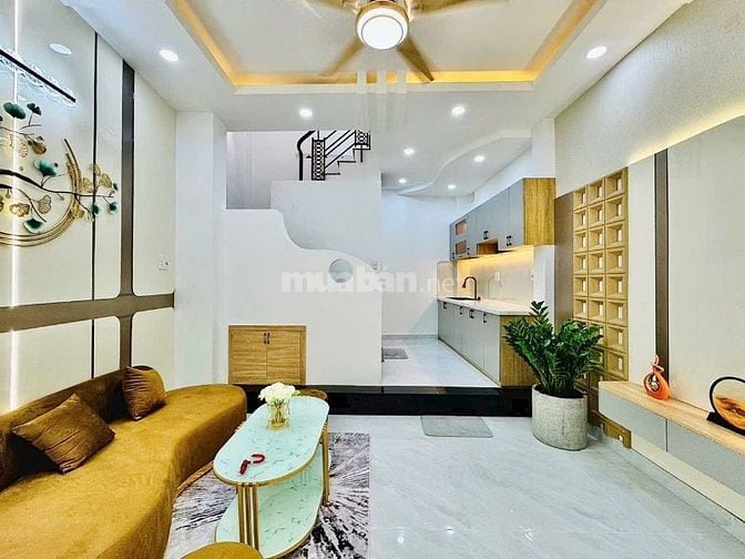 Hàng siêu hiếm khu sân bay DT 69m2, giá 3,3 tỷ Yên Thế, Tân Bình