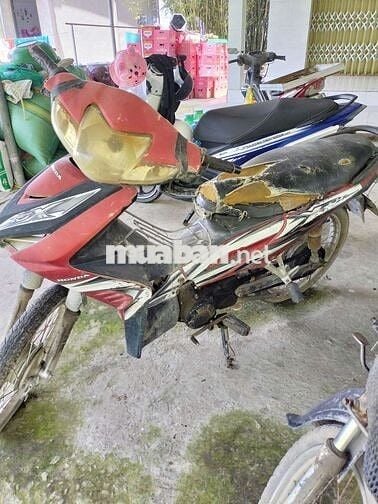 Cần bán chiếc xe cũ cho ai cần về trở đồ