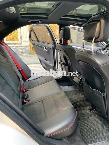 Mercedes Benz C Class 2014 C300 AMG - 120000 km