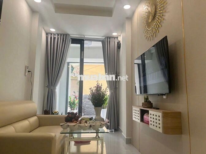 Gấp -Chốt tốt Đầu 4 tỷ -HXH sát Vách Phan Đình Phùng - Phú Nhuận -20m2