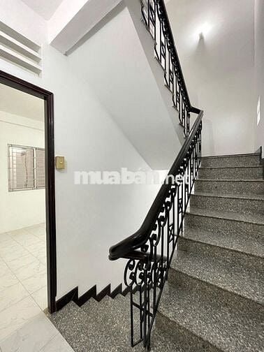 Zá Chốt Tốt -Bán NhàHXH NGUYỄN ĐÌNH CHÍNH ( PN ) - 4Tầng 5pn Gara ôtô