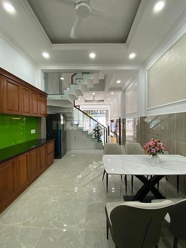 kẹt tiền chính chủ cần xoay vốn bán nhanh căn Cao Thắng Phú Nhuận 3tỷ5