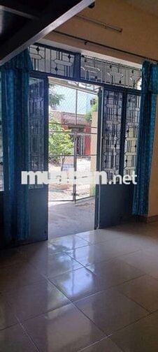 Phòng trọ mặt tiền gần sát chợ Non Nước