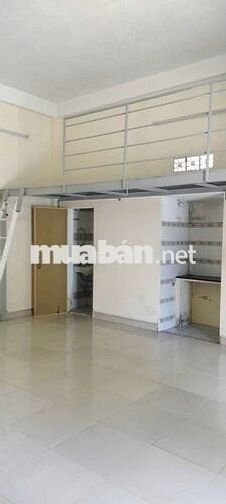 Phòng trọ mặt tiền gần sát chợ Non Nước