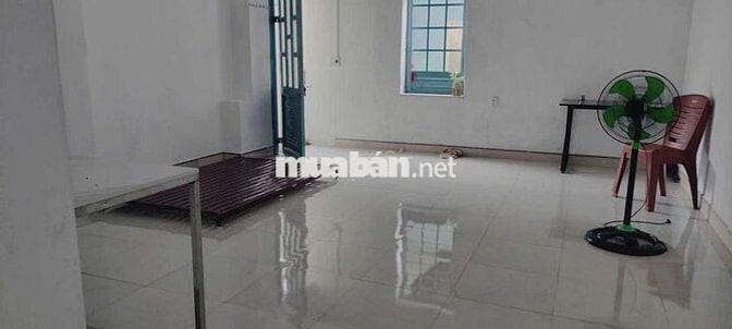 Phòng trọ Mặt tiền Đường Lê Văn Hiến