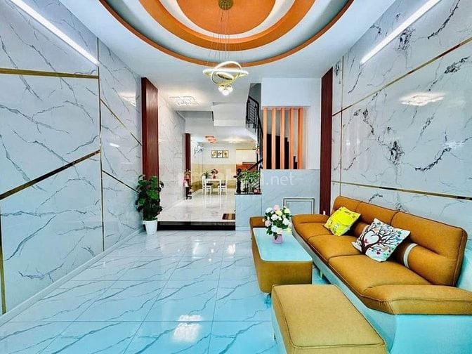 nhà chính chủ 4x16 nhà 4tỷ đã nhận được nhà cách mạng tháng tám quận3