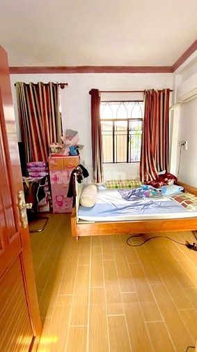 Nhà dt25m2 đúc thật 4 tầng 3pn hẻm Nguyễn Đình Chiểu, P4, Q. Phú Nhuận
