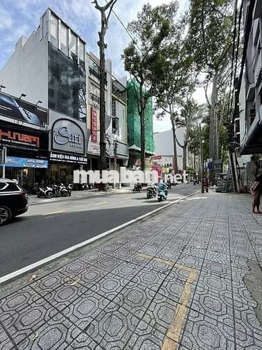 CÓ THANG MÁY - Nhà 152 Trần Quang Khải, Quận 1 - DT 5x20m, TRỆT 3LẦU