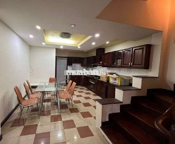 Bán nhà xe hơi đậu cửa 5 tầng, 4.2x20 Thích Quảng Đức PN, gần mặt phố