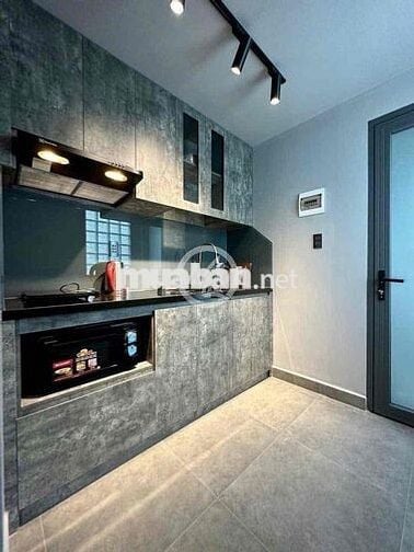 Cho thuê căn hộ cao cấp – Ban công view bờ kè cực chill, nội thất cao